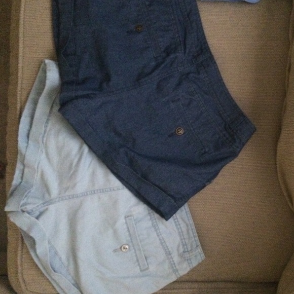 Bundle deal: 2 for 1 pairs of Forever 21 shorts - Picture 3 of 3