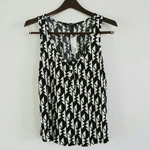**SOLD** New Patterned Black and Cream Top