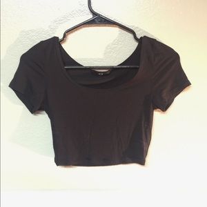 Solid Black Short Sleeve Crop Top