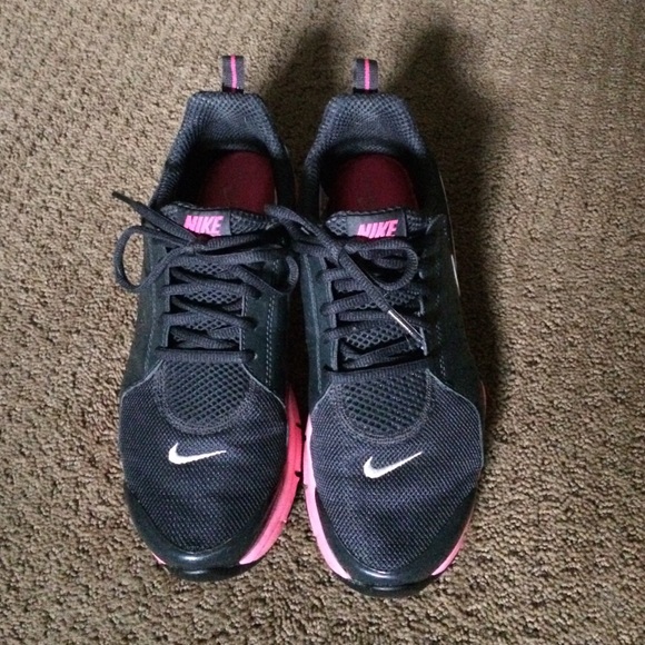 Nike Shoes - Women's NIKE