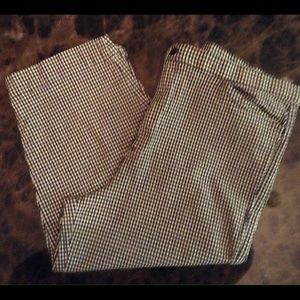 Cute Black & White Checked Capris