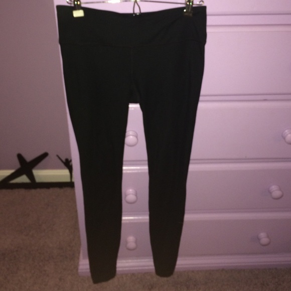 Under Armor leggings