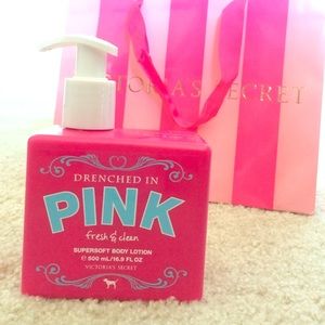 VS PINK body lotion