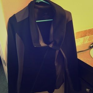 Beautiful Cabi Moto style workout jacket