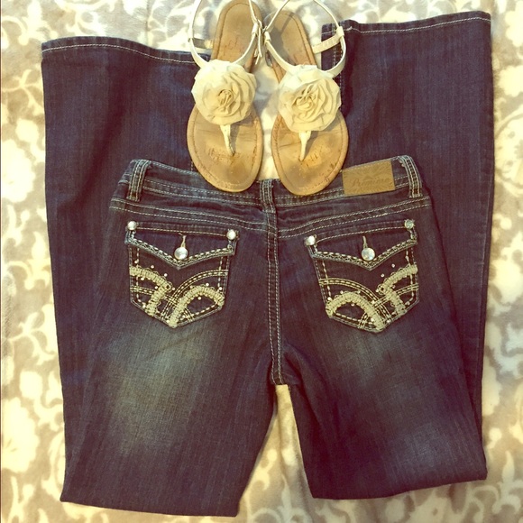 🎉HP🎉 Premiere Flare Jeans