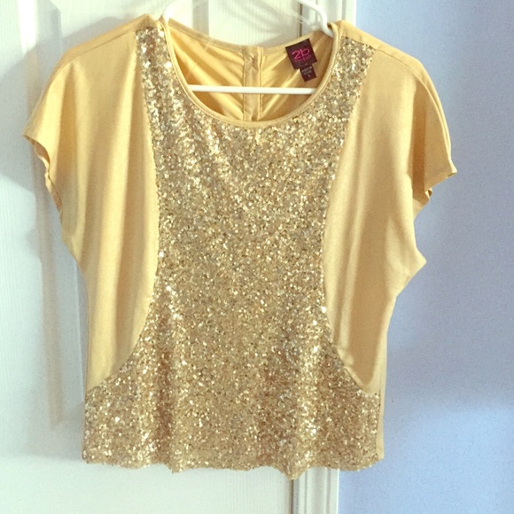 '2b BEBE' Dress shirt