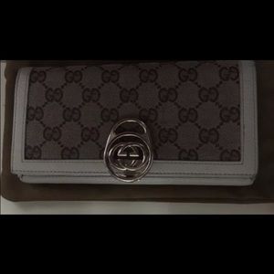 Gucci wallet