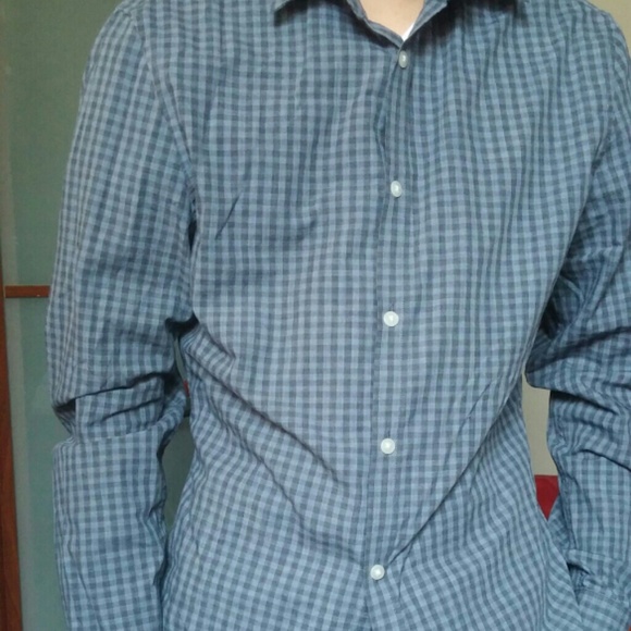 H&M long sleve button up shirt