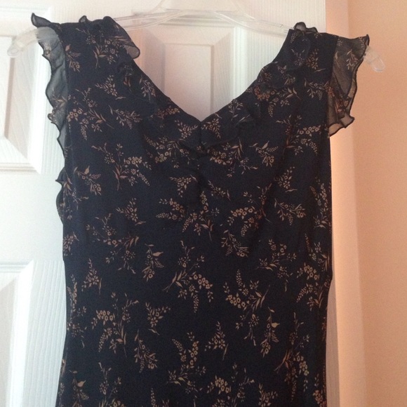 Summer dress - Picture 2 of 2