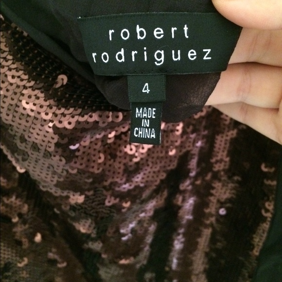 Dress - Picture 3 of 4