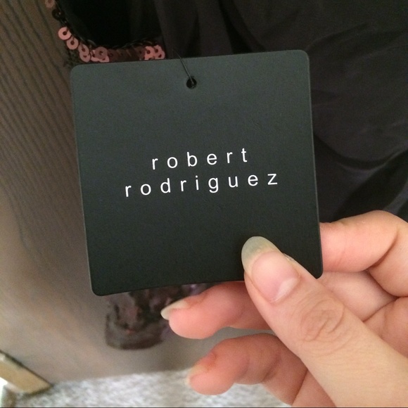 Dress - Picture 4 of 4