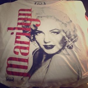White #MarilynMonroe loose shirt