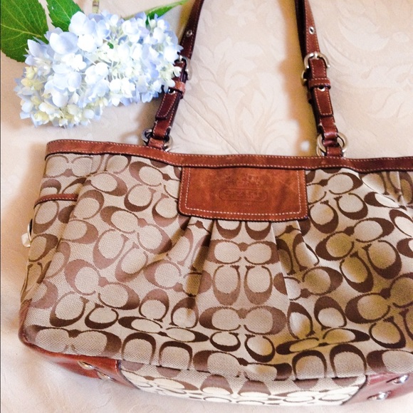 Coach Handbags - Coach bag