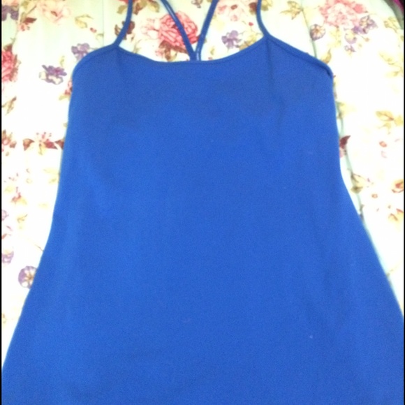 Lululemon power Y tank price slash!