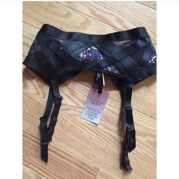 Victoria's Secret Other - {VICTORIA SECRET} new with tags; sequin garter