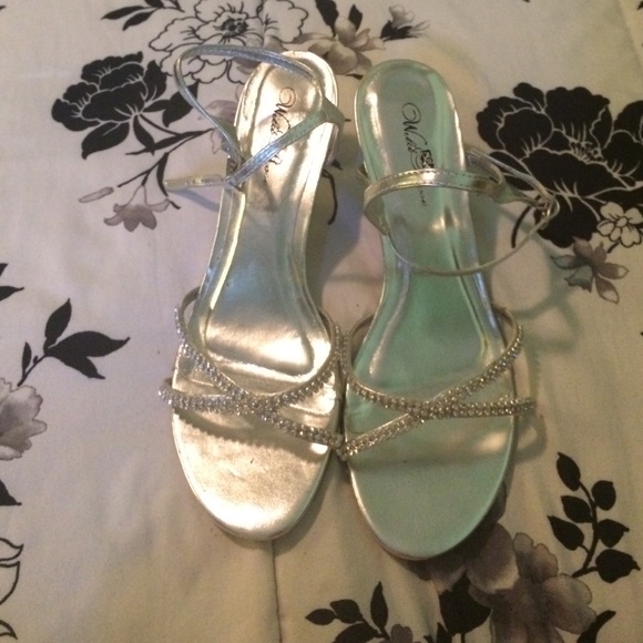 Prom shoes