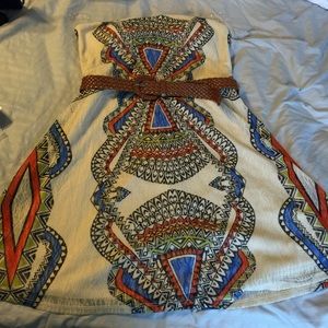 🎉new item🎉 tan and multi colored printed dress