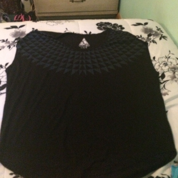 Volcom shirt