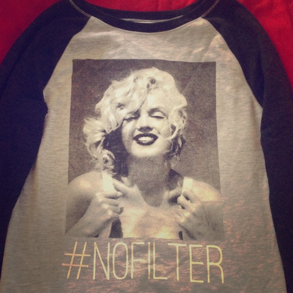 Long sleeve #MarilynMonroe shirt