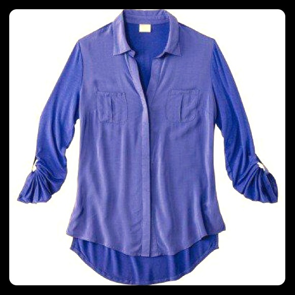 Comfy button down Converse top