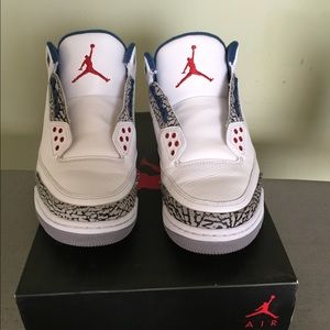 Jordan 3 true blue
