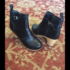 Swedish Hasbeens Black Jodhpur Clog Boots