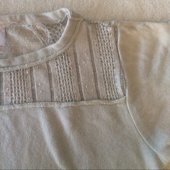 Distressed White Top