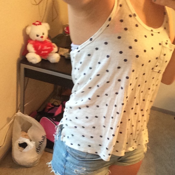 Top - Picture 2 of 2