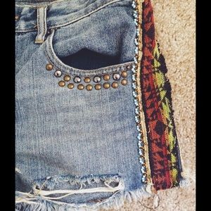 BDG Distressed Festival Shorts