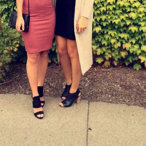 Low Heel Leather Shoes - Picture 4 of 4