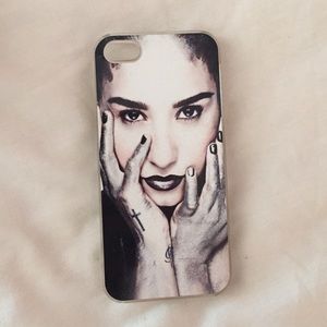 Demi Lovato iphone 5/5s case