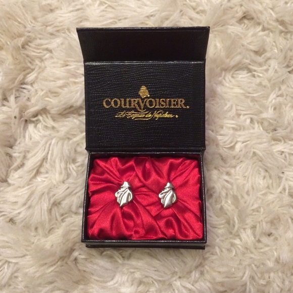 VINTAGE COURVOISIER CUFFLINKS