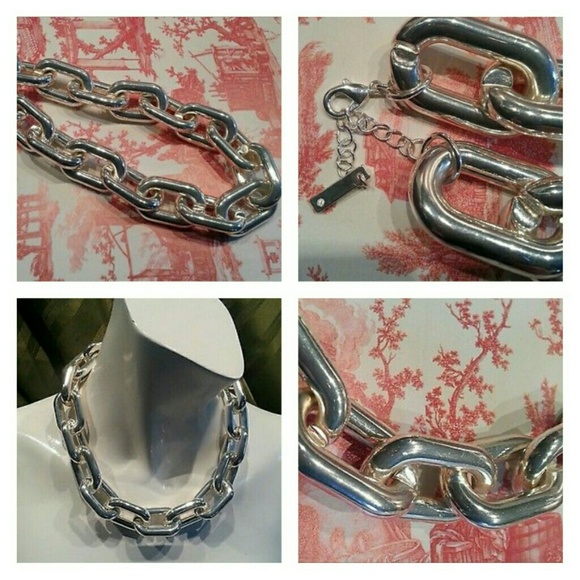 โSOLDโ โคRUNWAY SILVER NECKLACE CHAIN - Picture 4 of 4