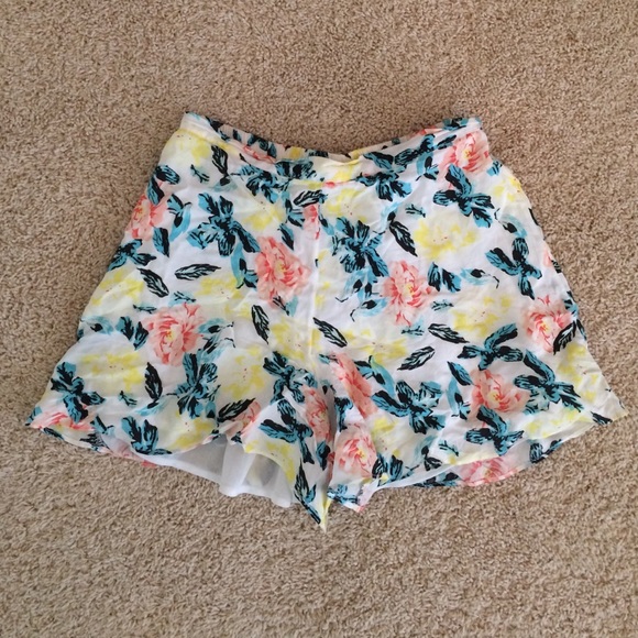 high waisted floral shorts