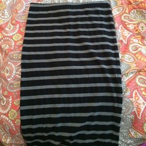 Striped pencil skirt
