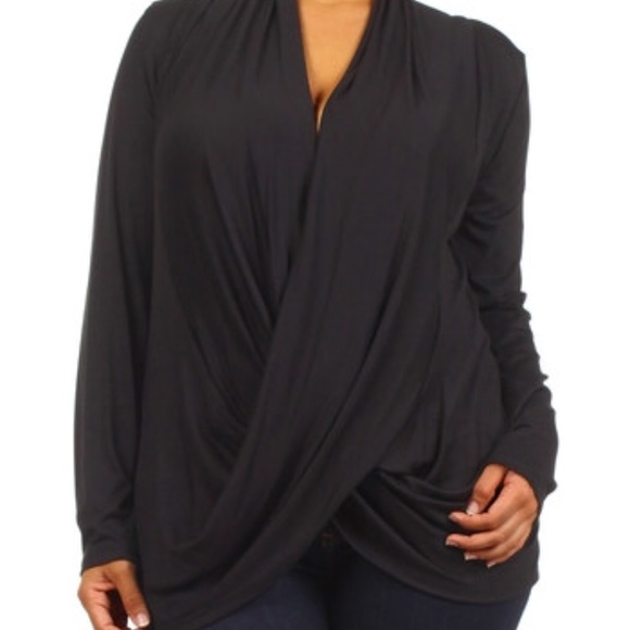 Plus size black cross shirt. 3x. Black