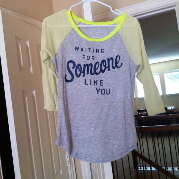 3/4 sleeve shirt