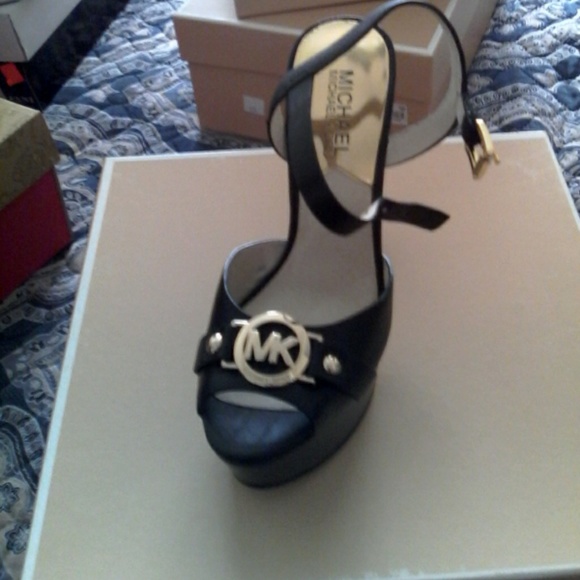 Michael kors heels