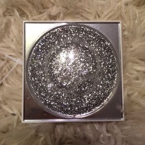 SNOWGLOBE MAC PALETTE