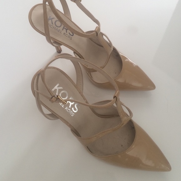 Michael Kors Nude Patent Leather Pumps - Picture 2 of 4