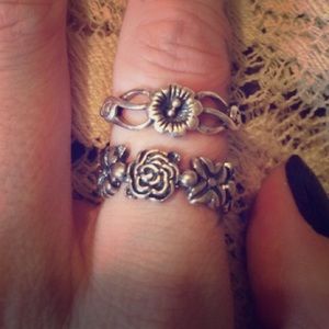 ✨ON HOLD✨ bottom ring.