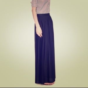 Jcrew Collection lightweight pleat maxi, navy sz 6