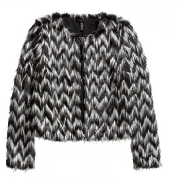 H&M Chevron Faux Fur Jacket Black & White Size 8