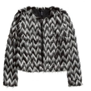 H&M Chevron Faux Fur Jacket Black & White Size 8