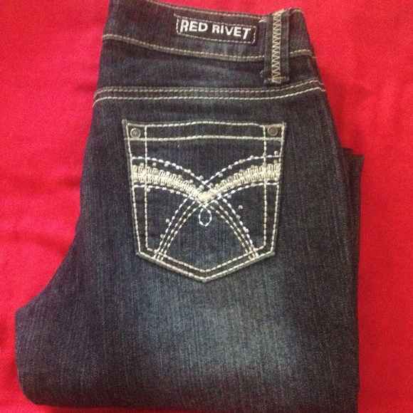Blue skinny jeans