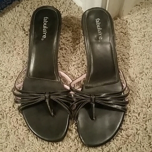Cute black heeled flip flops