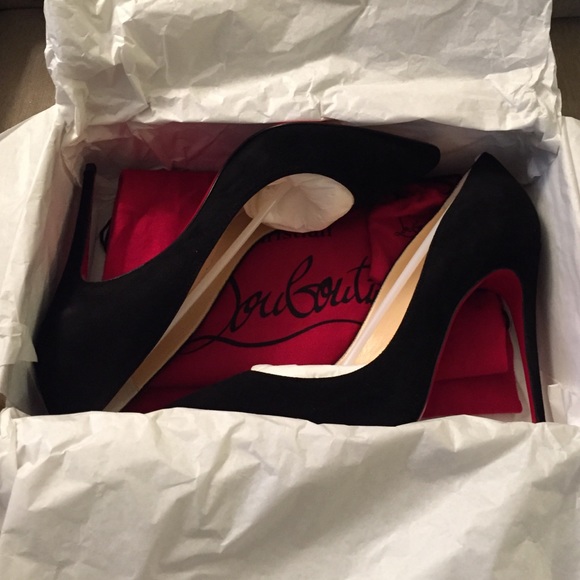 SOLD Authentic Christian Louboutin Pigalle Follies - Picture 3 of 4