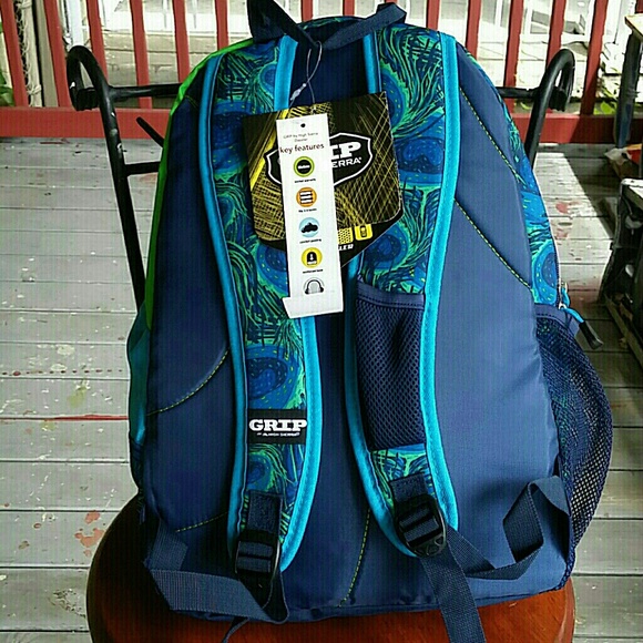 NWT light Weight Blue Backpack - Picture 3 of 4