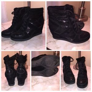 Sneaker Wedges 👟➕👠