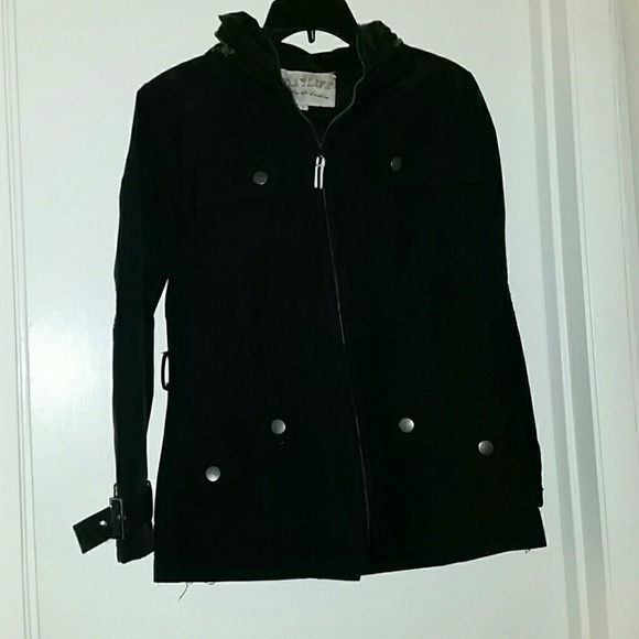 Jacket - Picture 2 of 3